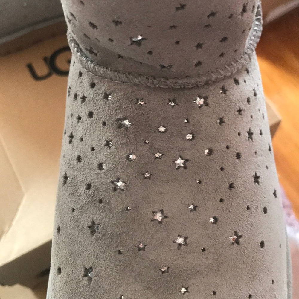 UGG “Stargirl” grey boots with bow - Picture 5 of 6